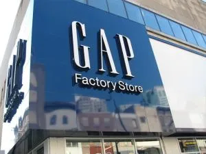 GAP Store Розничная вывеска